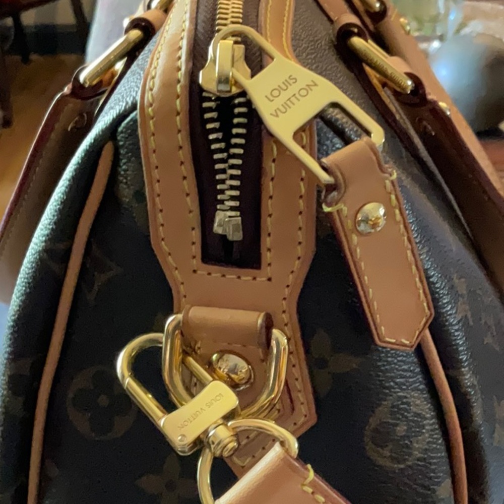 Louis Vuitton Brown Monogram Satchel with Tan Trim - Picture 3 of 16